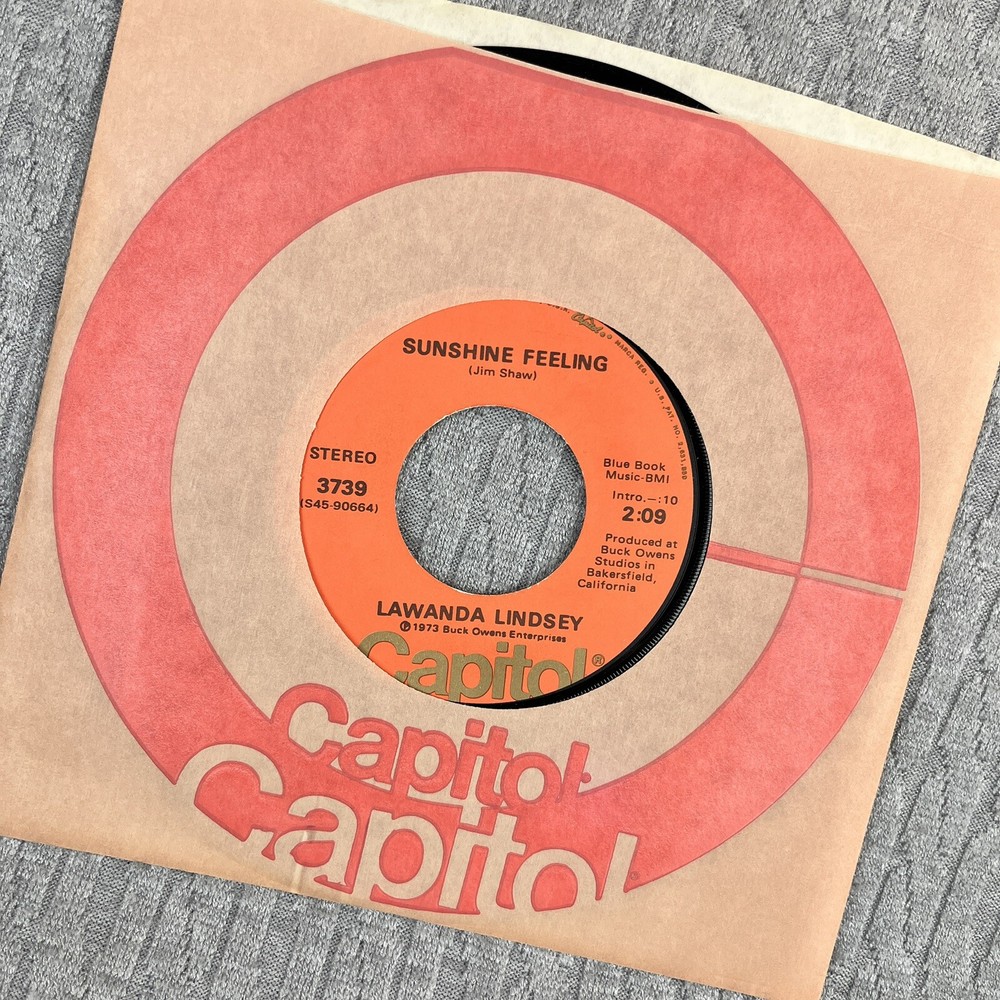 Vintage 45 RPM record Lawanda Lindsey capital records country western blues rock