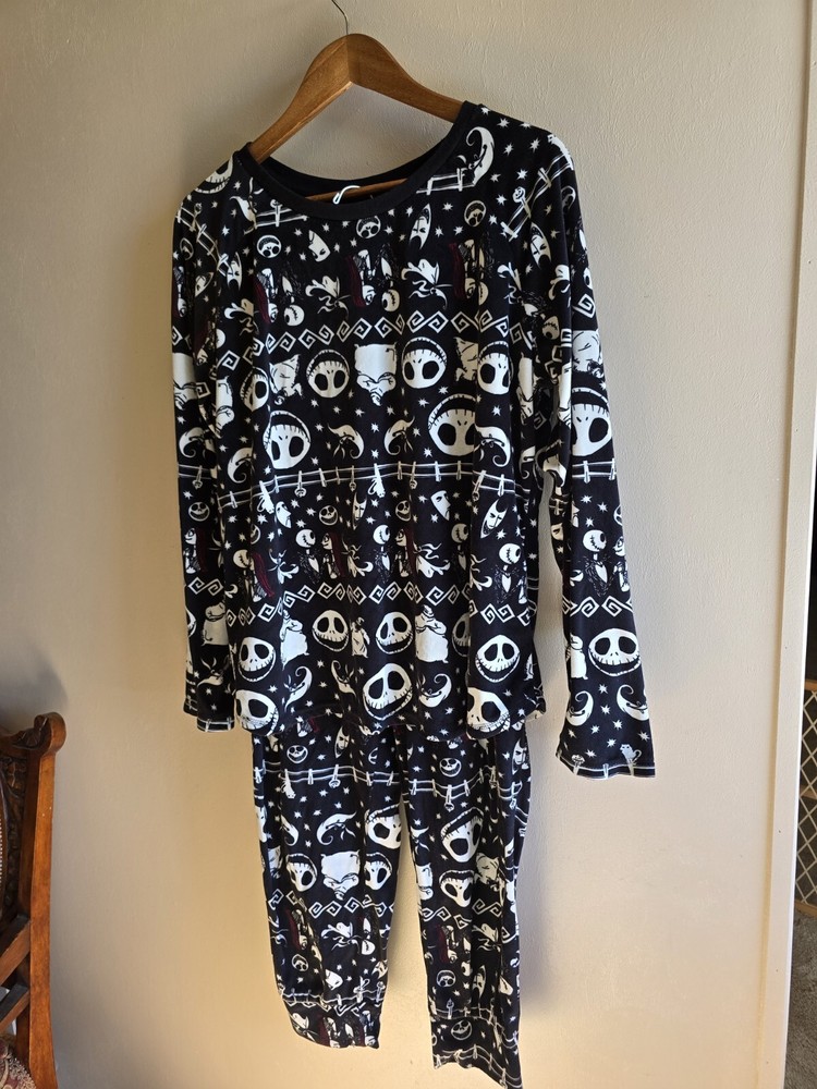 Disney Nightmare Before Christmas Womens 2-Piece Sleepwear Set Size XL