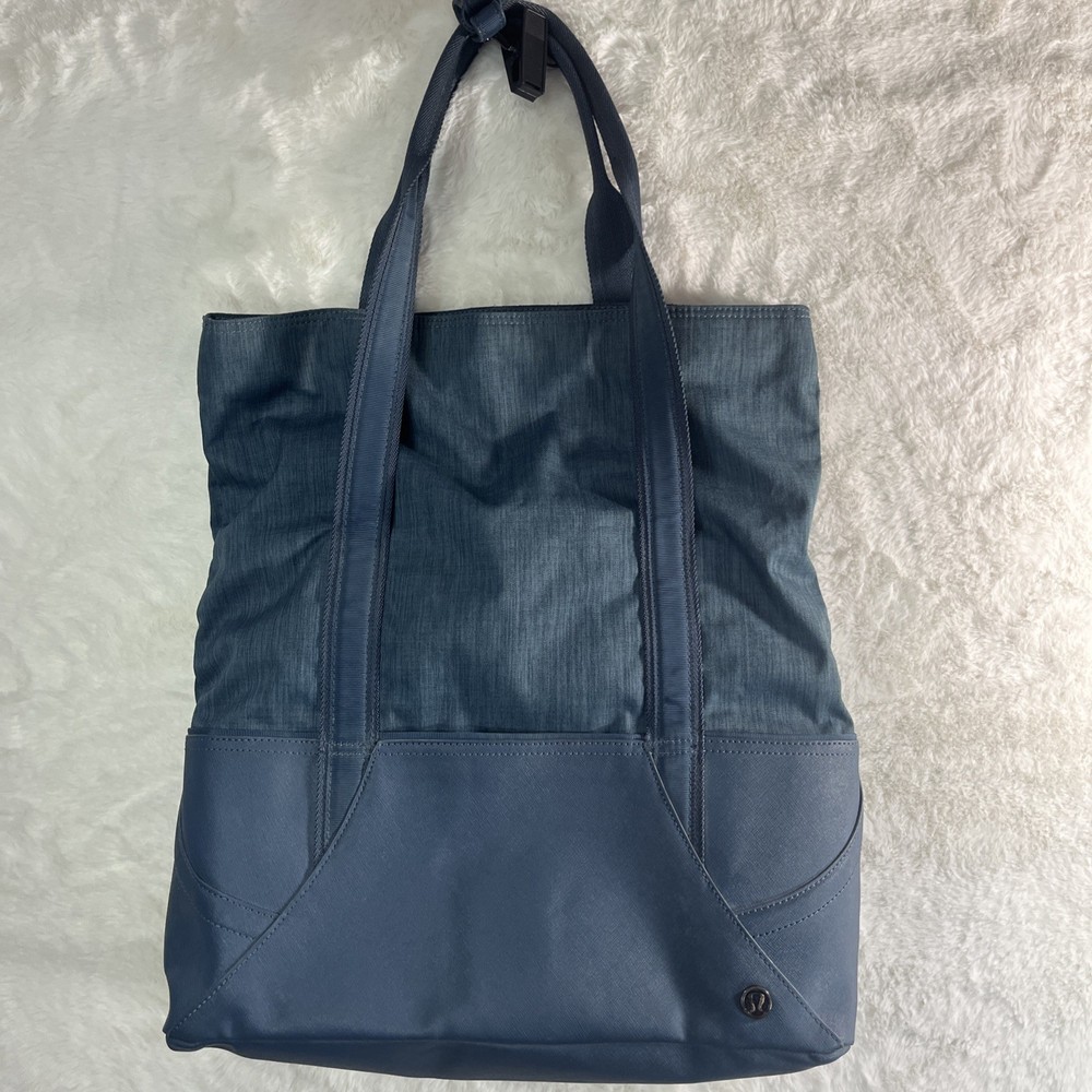 Lululemon Go Wild Blue Women Tote Gym Yoga Bag Fold Over Top