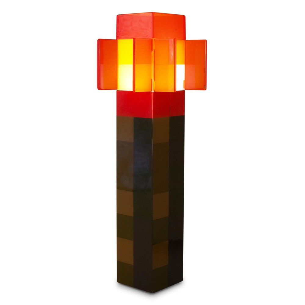 Minecraft Redstone Torch Auto-On Nightlight with Dusk-to-Dawn Sensor  