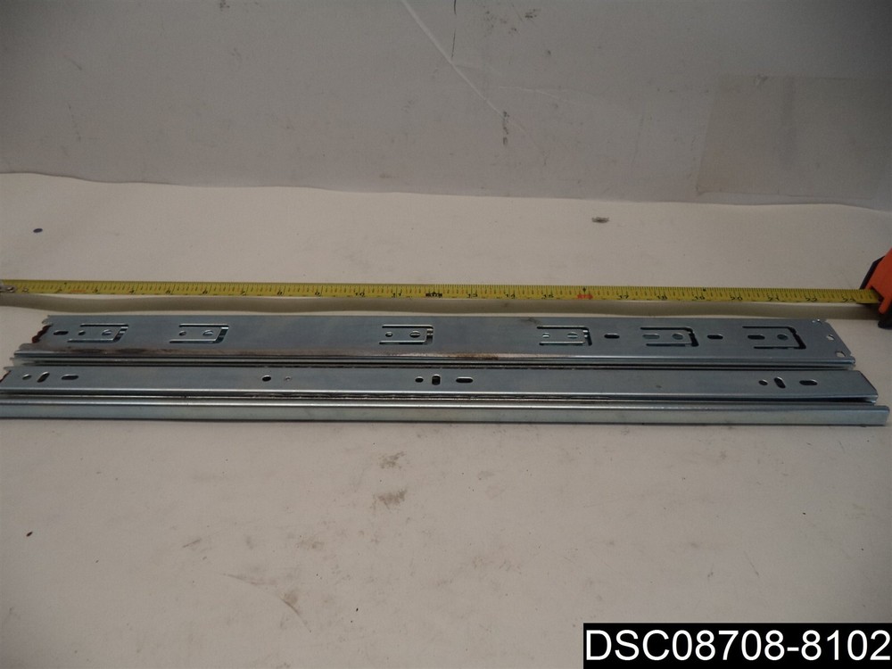 2 Pairs Knape & Vogt 20