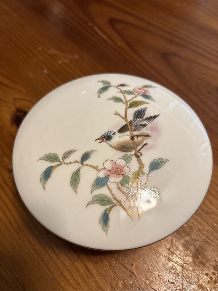 Vintage Yamaji Porcelain Trinket Box with Lid