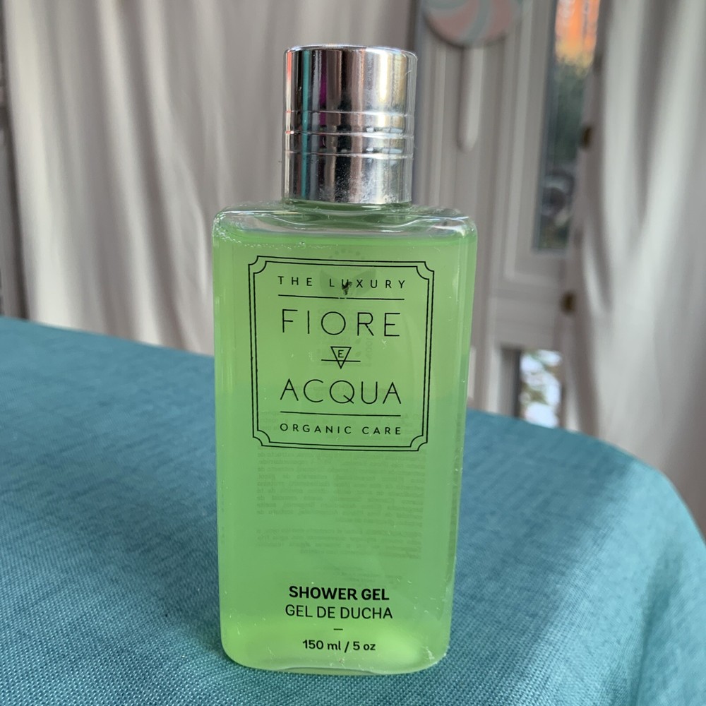 Fiore Acqua Organic Care - Shower Gel - 5 Oz   New Lime and White Tea scent