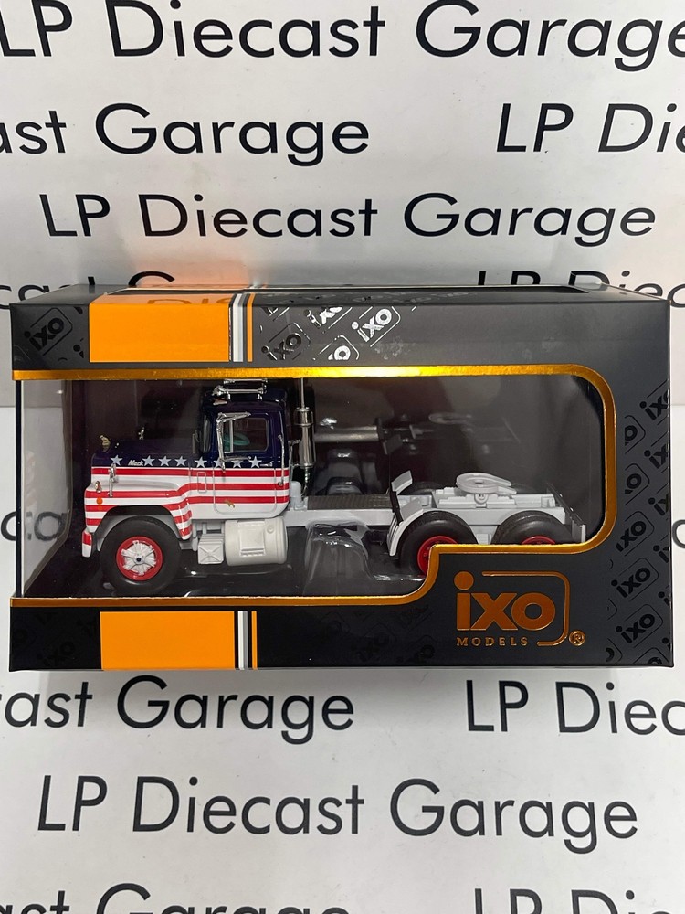 IXO Models 1966 Mack R Series USA Flag Semi Truck 1:43 Scale Diecast