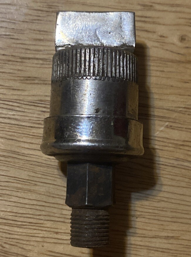 Early Vintage Cadillac 00 Zerk Grease Fitting