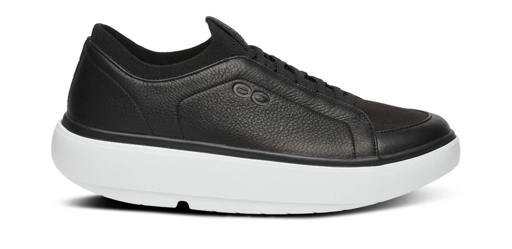 New OOFOS Men's Club+ Black / White - All Sizes - Ships Free Only $92.89