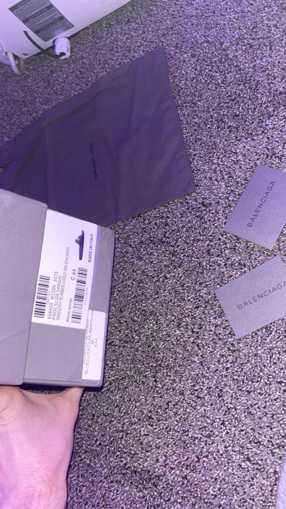 Balenciaga Men’s Pool Slides Size 10 Us