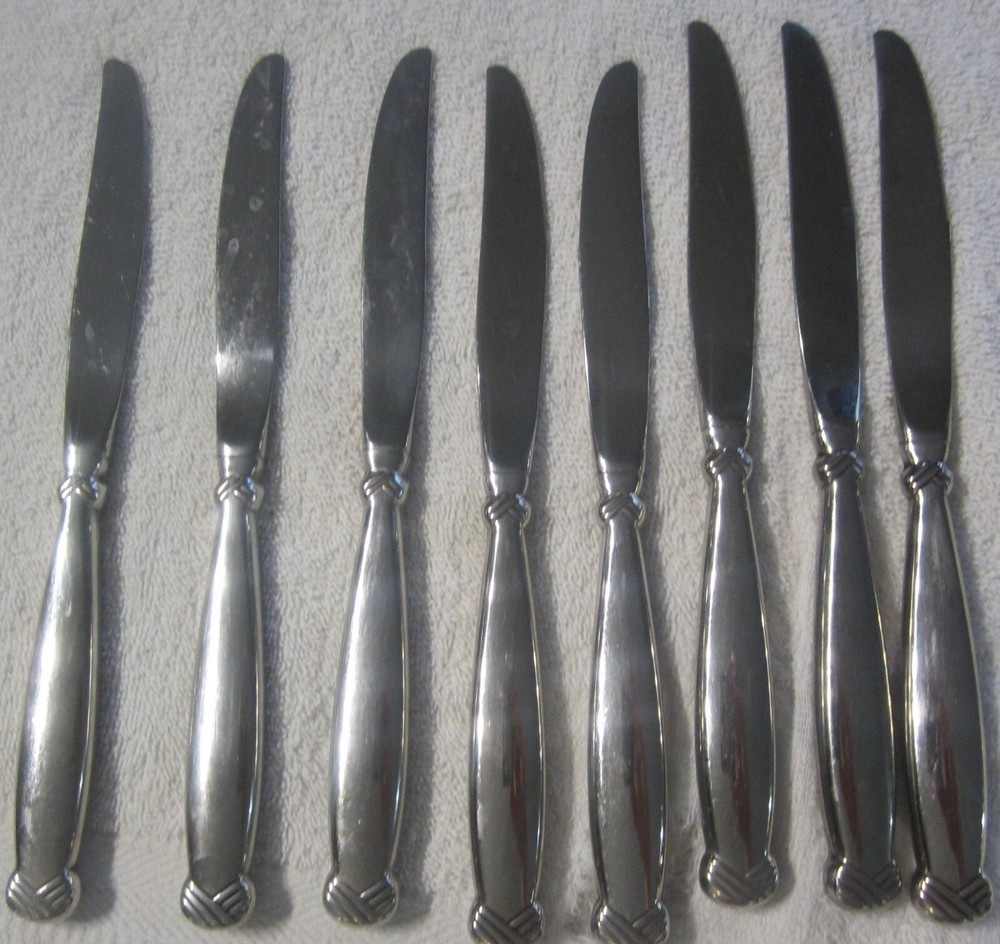 8 piece-Oneida USA RATTAN Dinner Knives 9” Stainless Flatware vtg