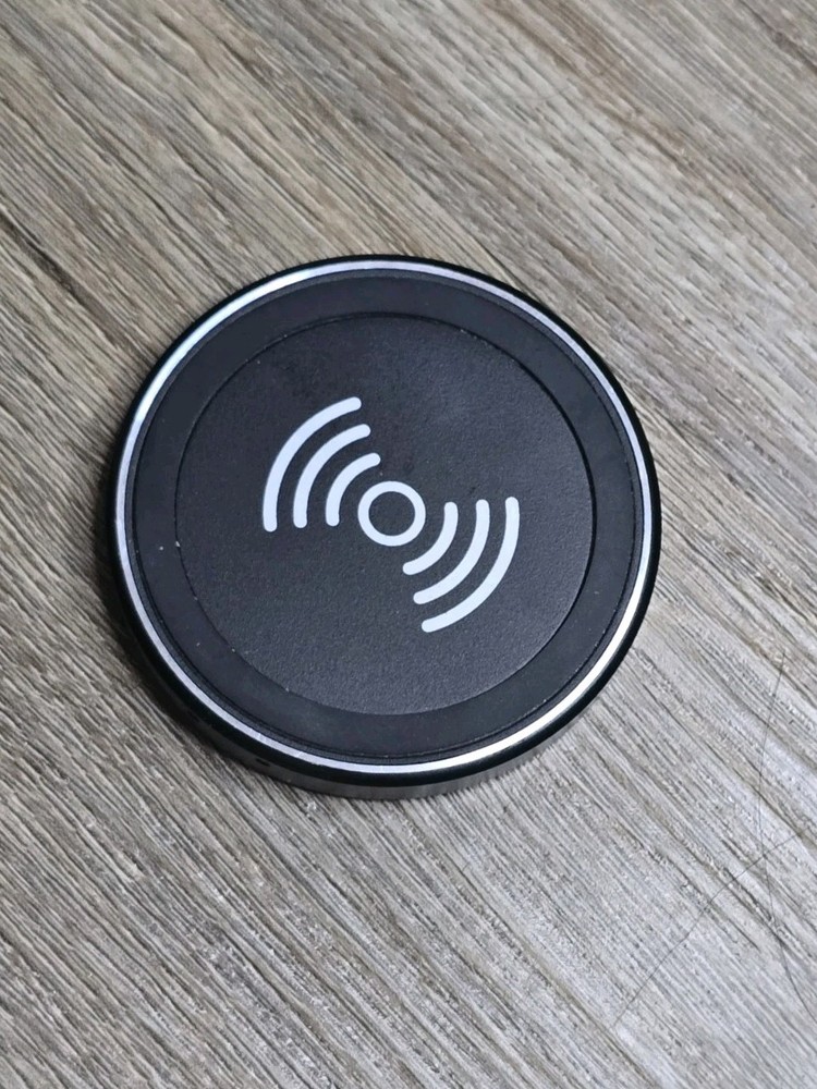 Anker PowerPort A2511 Black 5W Qi Wireless Charger 5V 2A Power Adapter Model L21-05