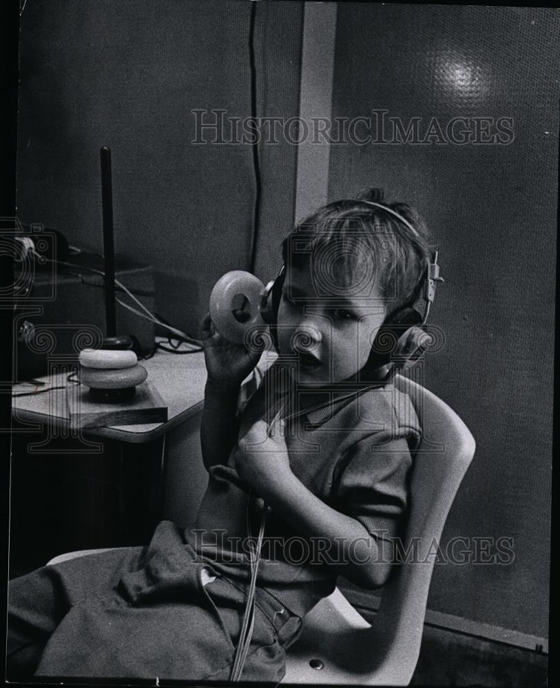 1971 Press Photo Joey Humphrey-Alexander Graham Bell School for the Deaf