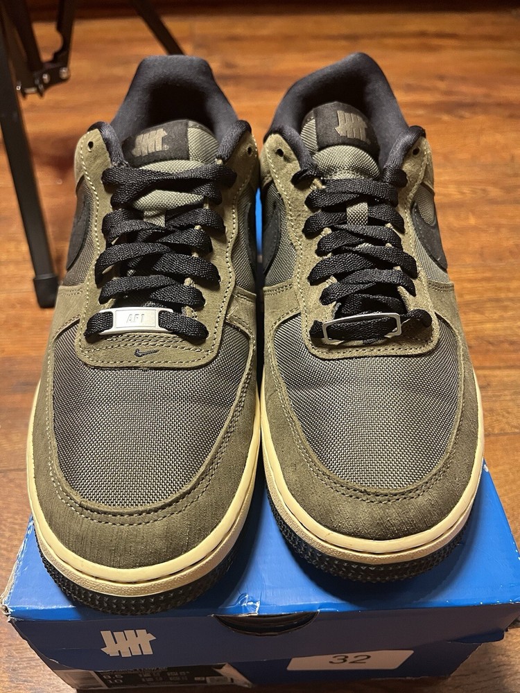 Size 8.5 - Nike Air Force 1 Low SP Undefeated Ballistic Dunk vs. AF1