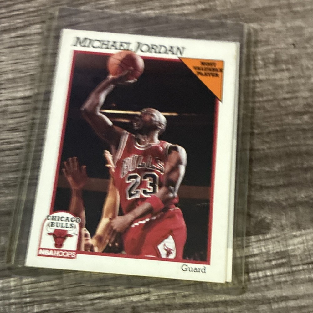 Michael Jordan NBA Hoops & Upper Deck Card Lot - Bulls & White Sox