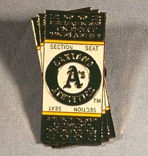 Collectible Oakland Athletics A’s 2002 Premium Seat Holder Collector Pin Rare
