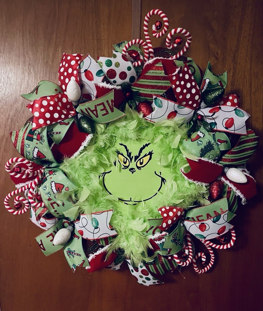 Grinch Holiday Wreath