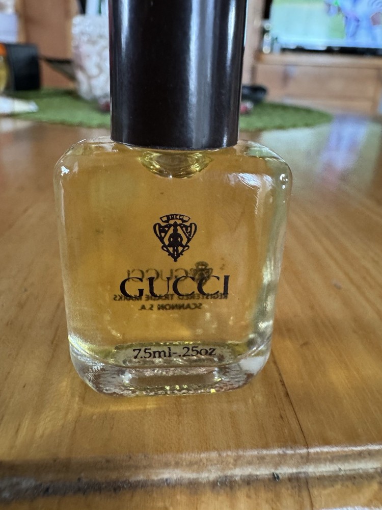 Vintage Gucci Cologne Mini Travel 7.5 ml Splash Glass Bottle Scannon SA