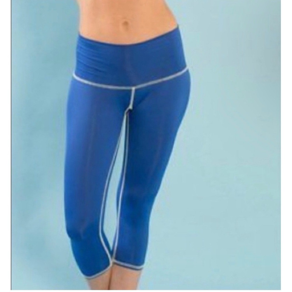 NWT Teeki Oshun Blue Goddess Capri Leggings Size Small Yoga Pants