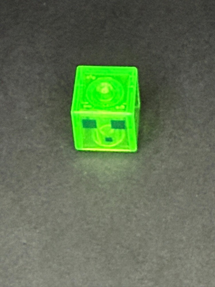 LEGO Minecraft The Slimy Slime Block Building Set