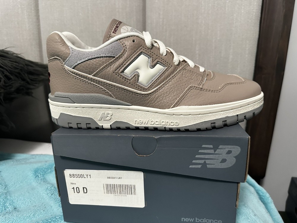 New Balance 550 Size 10 Mens LUNAR NEW YEARS-image