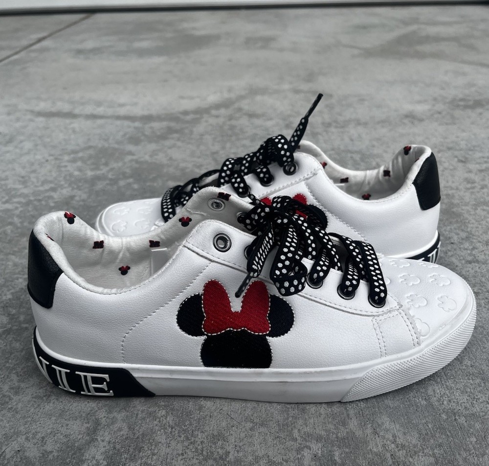 Disney Minnie Mouse White Sneakers Women’s Size 6 1/2. Groundup Brand