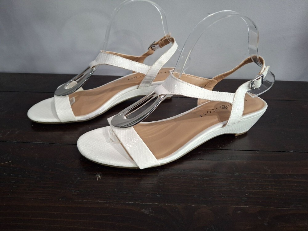 Karen Scott White Carmeyy Wedge Sandals/NWT, Sz. 9M