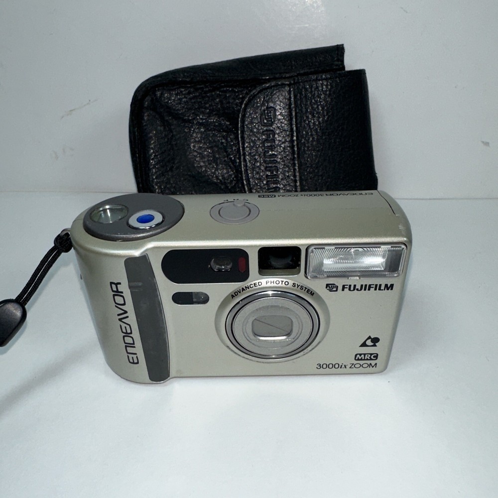 FujiFilm ENDEAVOR 3000ix ZOOM MRC APS 21-58mm Autofocus Zoom Film Camera W/Case