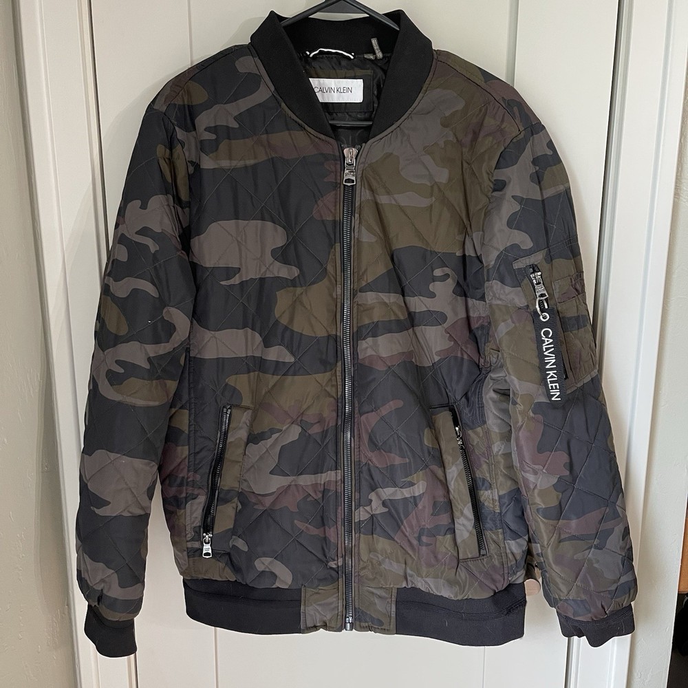 Calvin Klein Men's Quilted Bomber Baseball Jacket Rib Knit Trim Camo Medium