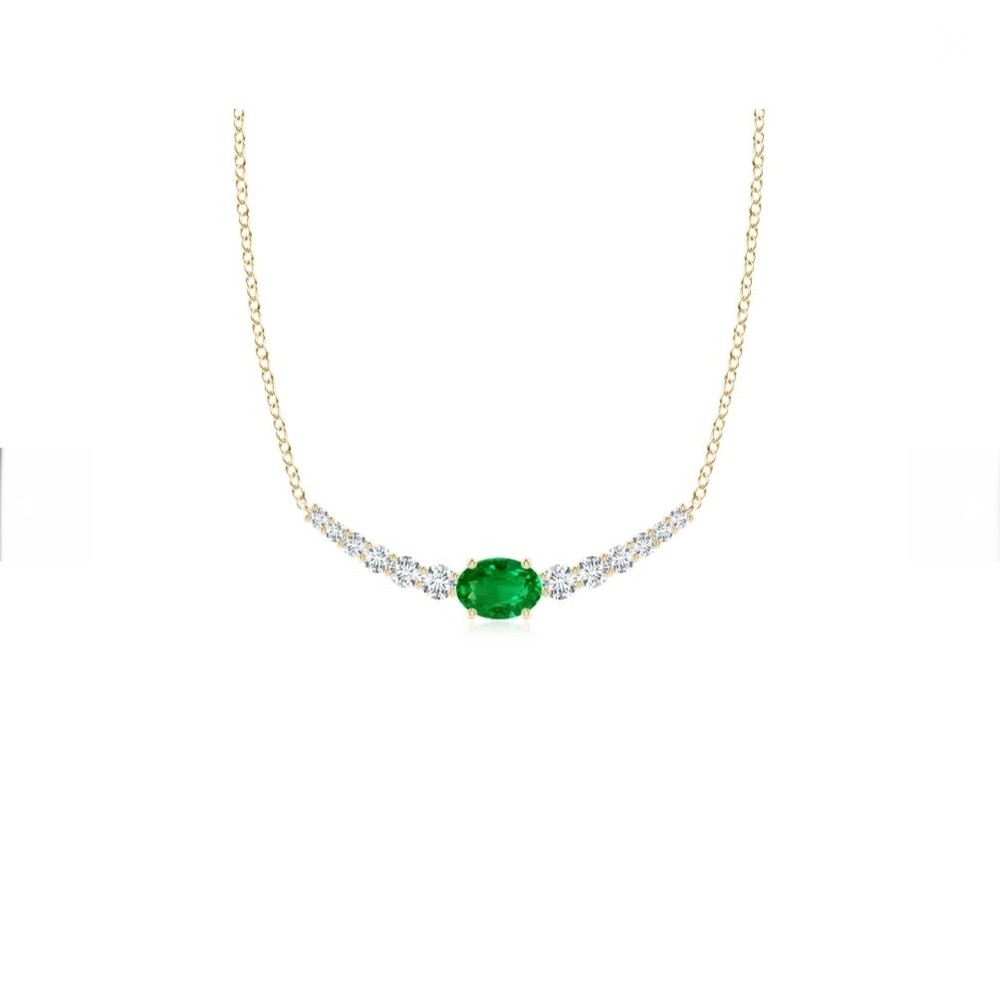 Stunning Flawless Green Emerald Oval Pendant for Women