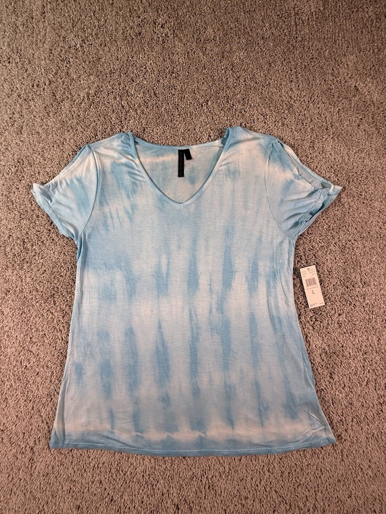 NWT Allie and Rob Women’s Shirt Size Large Blue Short Sleeve Cold Shoulder