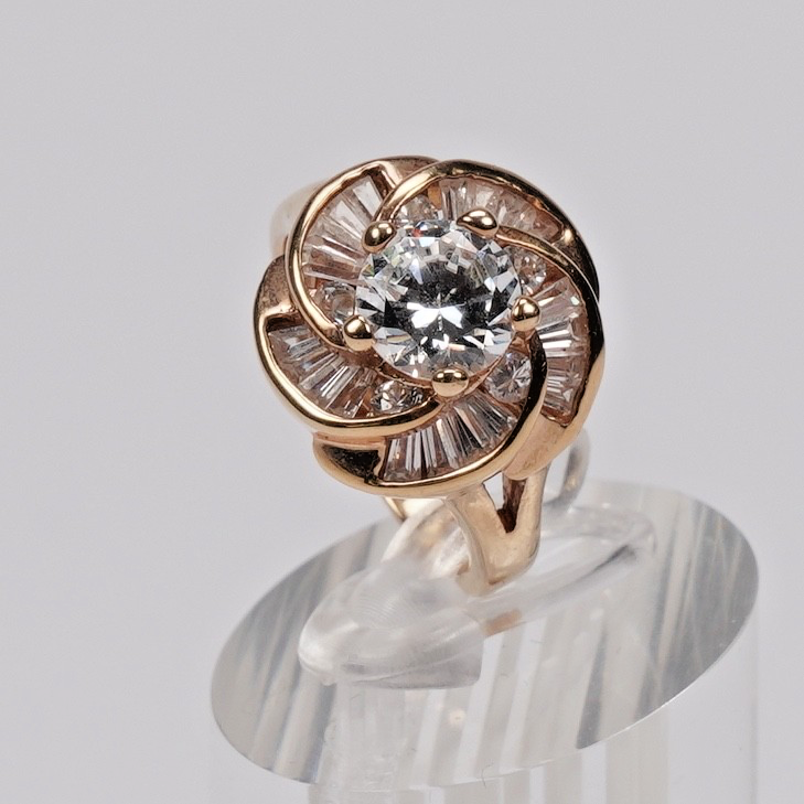 18K GE Gold Electroplate Swirl Cocktail Ring Size 5.75 CZ Baguette Statement Ri