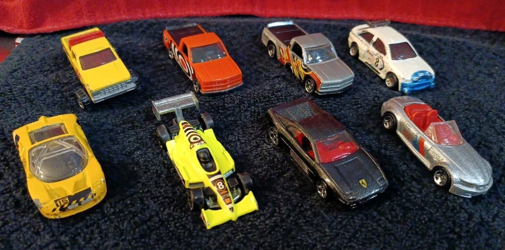 Vintage 1990s 1 80s Hot Wheels Lot Of 8. Race Cars & Trucks. Nice Group!