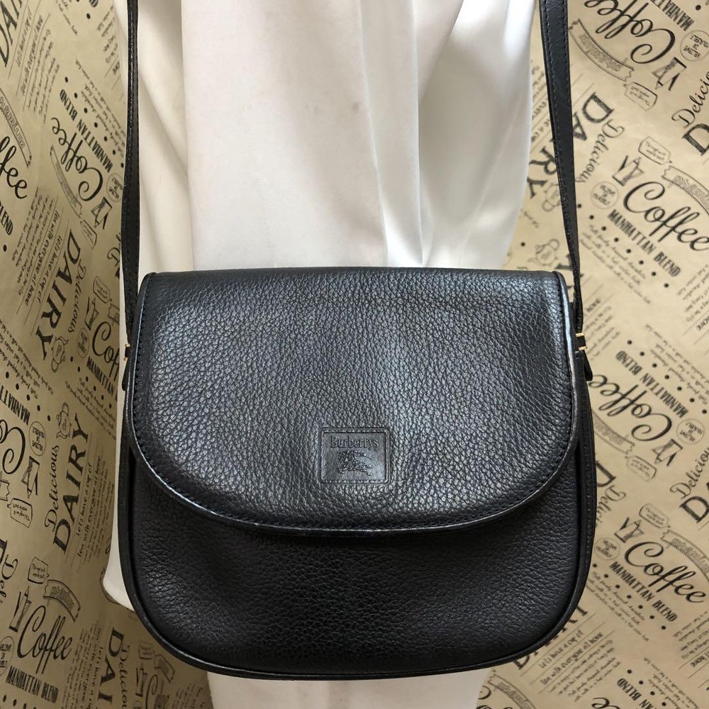 Burberry Shoulder Bag Nova Check Leather Black Authentic F1007457