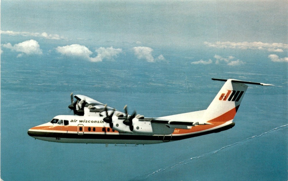 Air Wisconsin, de Havilland Dash 7, Kansas City, MO, McGrew Color Postcard