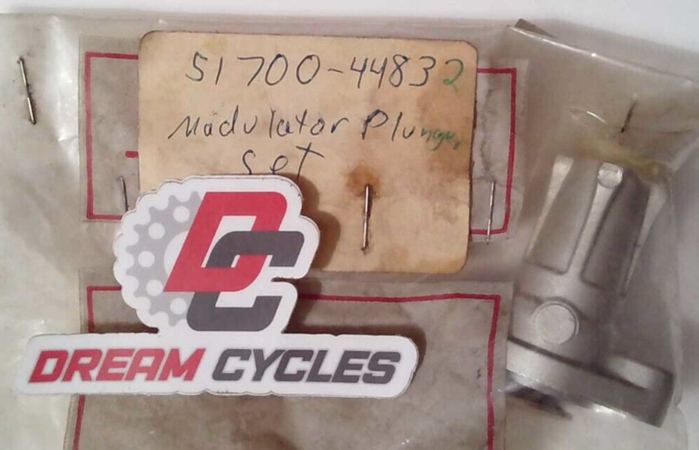 NOS GENUINE SUZUKI MODULATOR PLUNGER SET 51700-44832 NEW OEM FACTORY PART