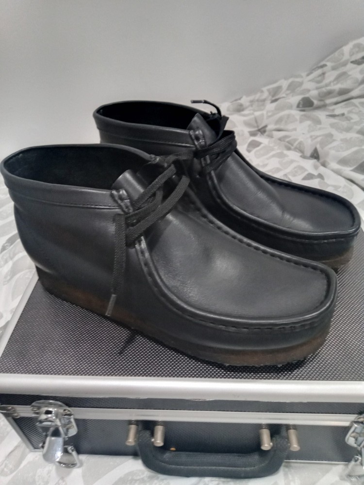 Clarks Wallabee Classic Comfort Casual Shoes  