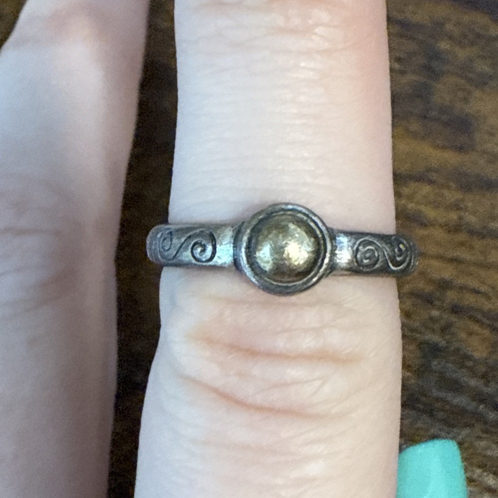 Brighton Scroll Silver Tone Ring Size 5.75 Elegant Band