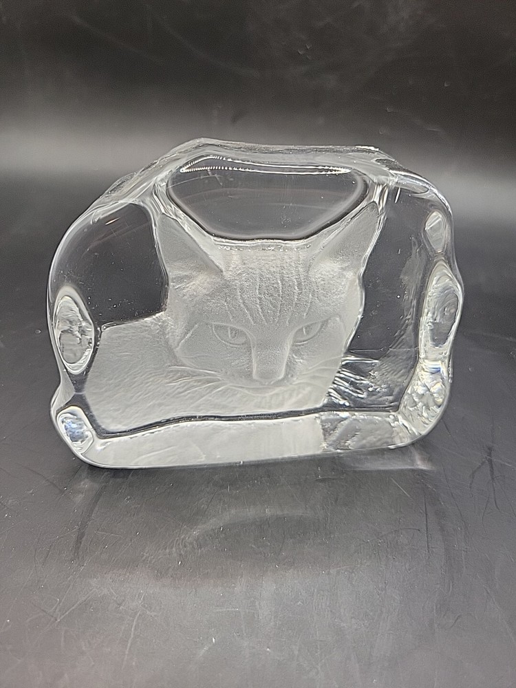 Cristal d'Arques Lead Crystal CAT Art Glass Paperweight Reverse Etched France