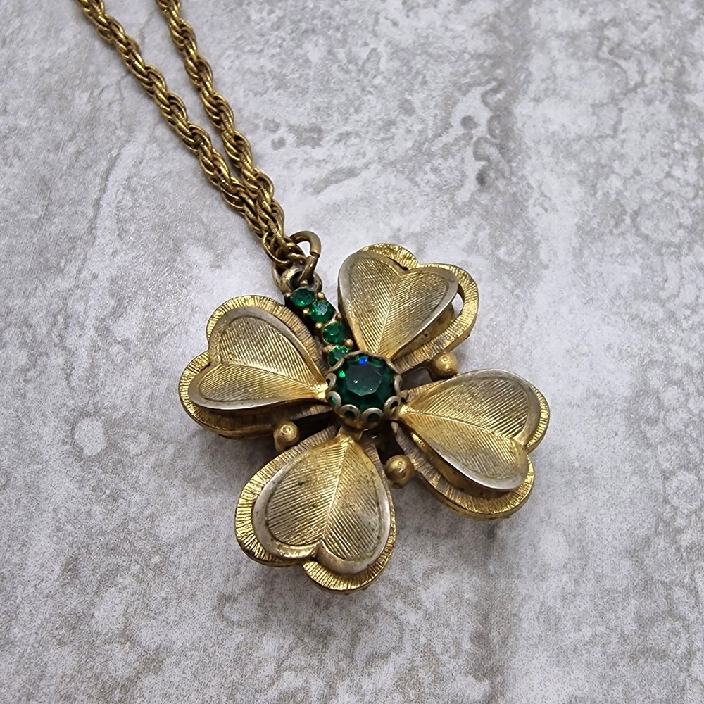 Gold Tone Four Leaf Clover Pendant Necklace with Green Stone Lucky Charm Rope Chain
