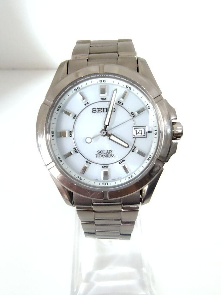 Solar-Powered Seiko Titanium Watch V145-0Ax0 with Eco-Friendly Design