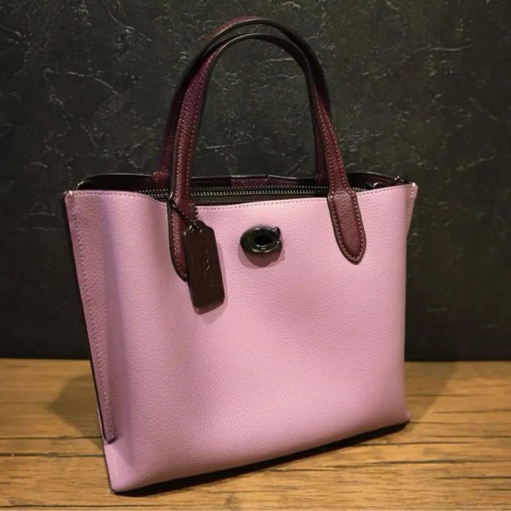 COACH Trendy New Handbag for Women Stylish & Elegant