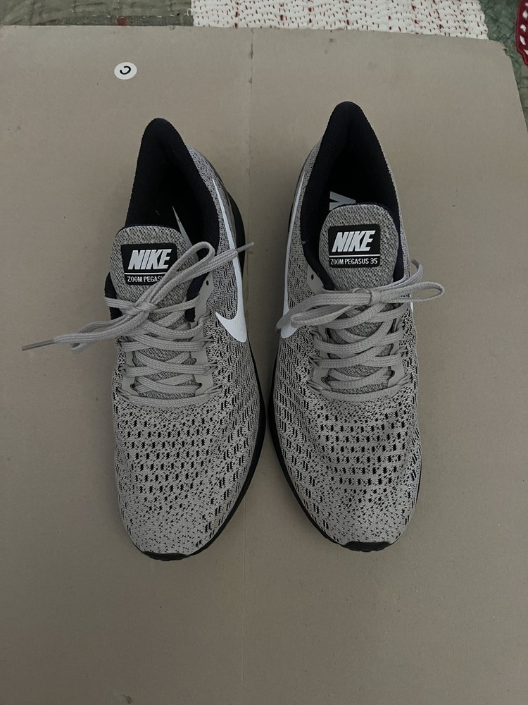 Nike Zoom Pegasus 35 Women's Running Shoes in Grey