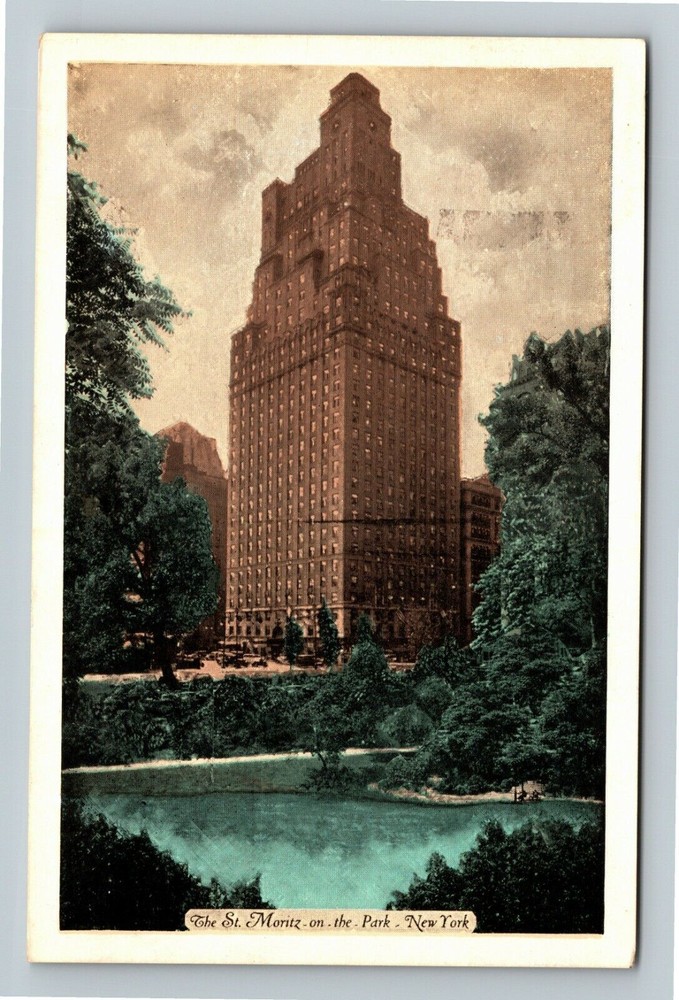 New York City NY,, St Moritz On The Park c1942 Vintage Souvenir Postcard