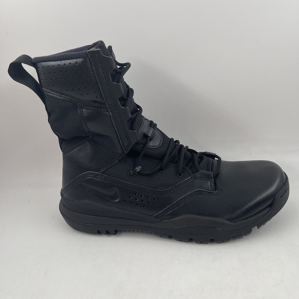 Nike Men’s Special Field Boots 2 SFB Black Tactical 8” Boots - Size 9.5