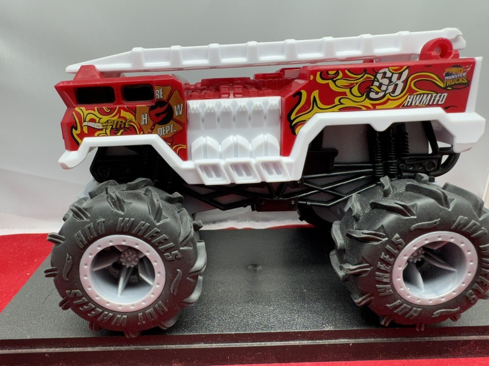 Hot Wheels Monster Trucks 5 Alarm Fire Truck Die-Cast Fire Engine No Remote