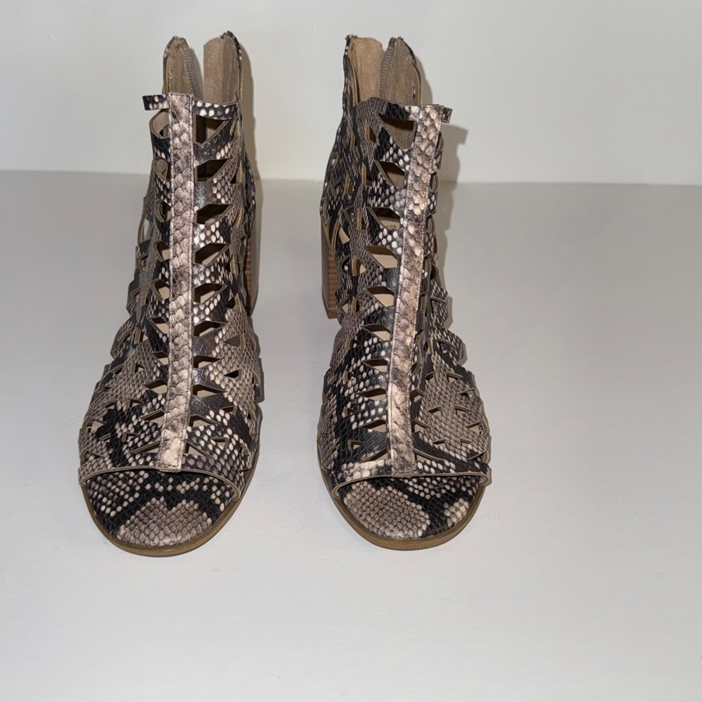 Womens Snakeskin High Heels