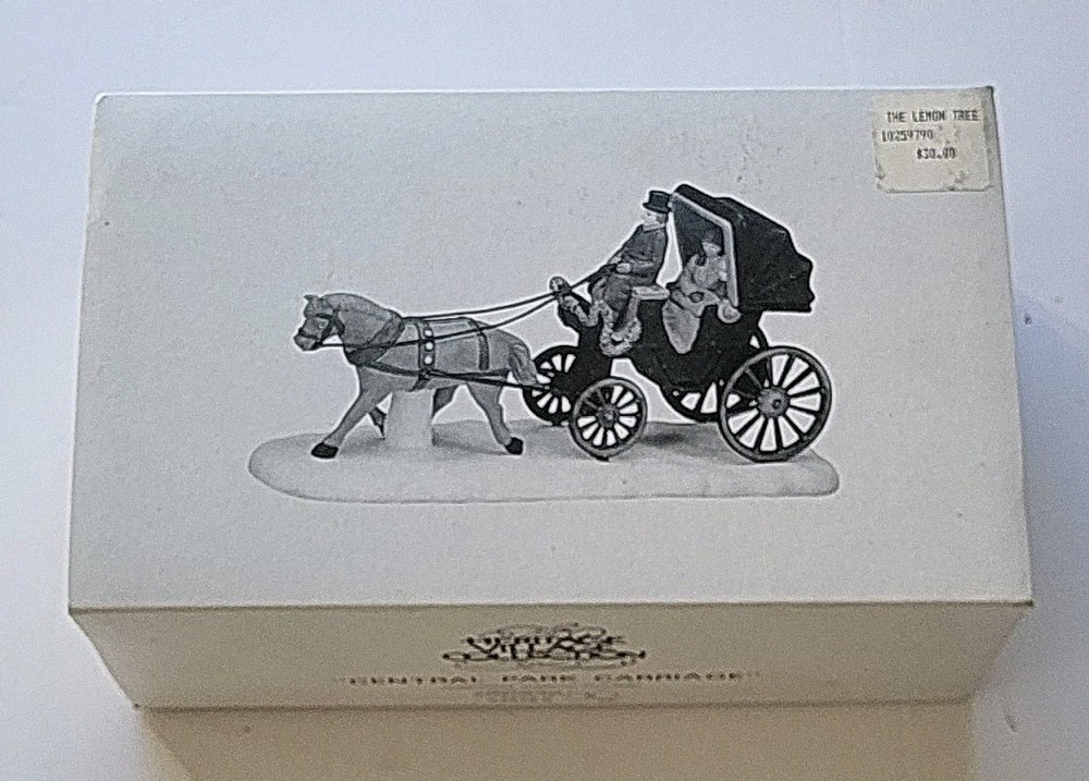 Dept 56 Central Park Carriage 1989 Heritage Village 5979-0 with Box