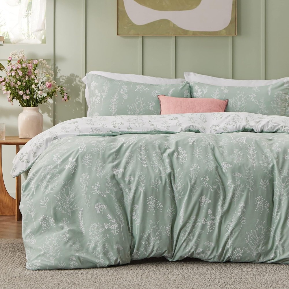 Bedsure Full Duvet Cover 80x90 Inches Polyester Sage Green No Comforter