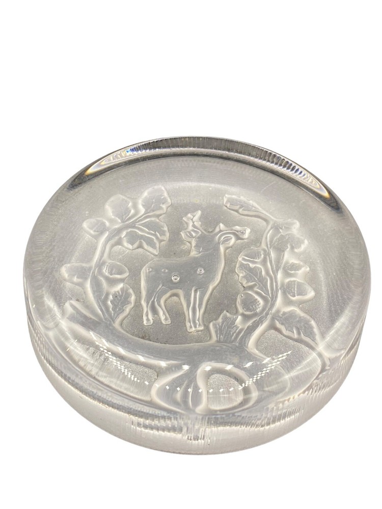 Frosted Glass Reindeer Elk Paperweight 3.5 Inch Christmas Decor