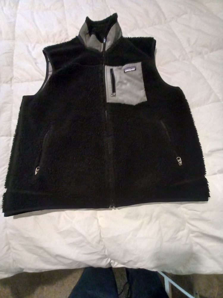 Vintage Patagonia Deep Pile Black Vest for Men Size Large