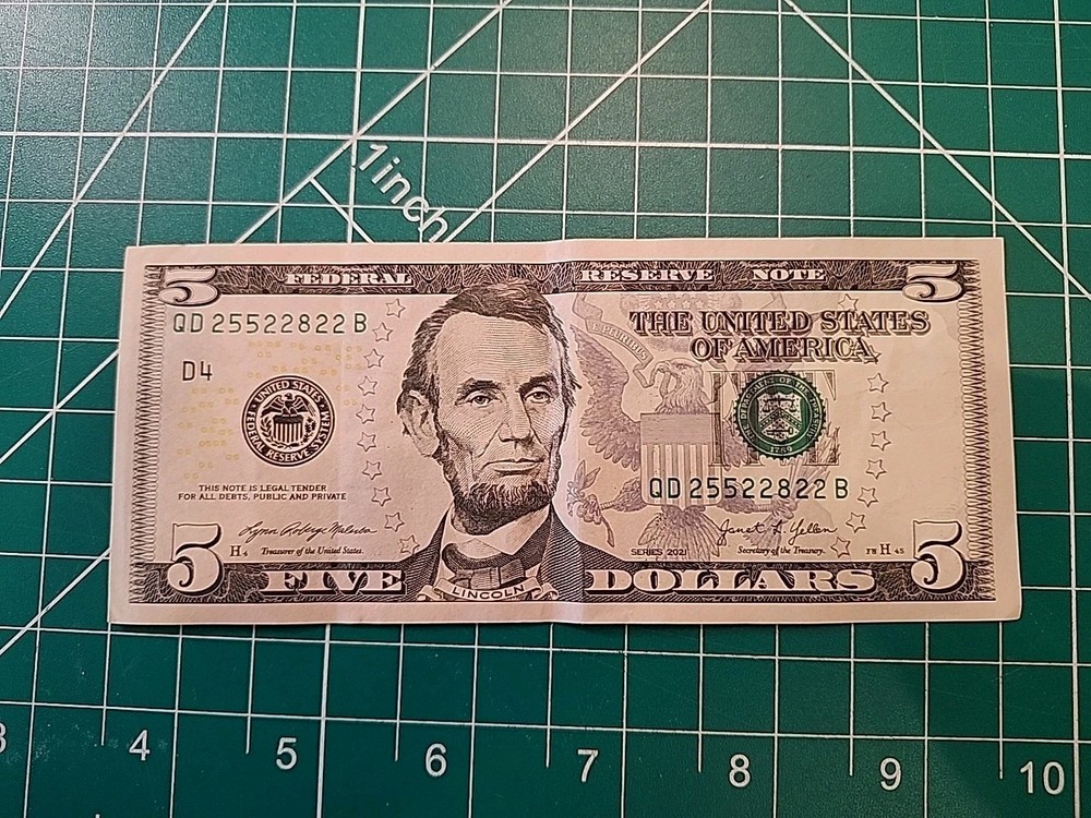 2021 Note - Trinary - QD25523822 - Five Dollars - Item O32