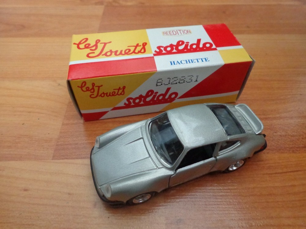 1/43 SCALE HACHETTE SOLIDO CLASSIC 1973 PORSCHE CARRERA SILVER DIECAST MODEL CAR